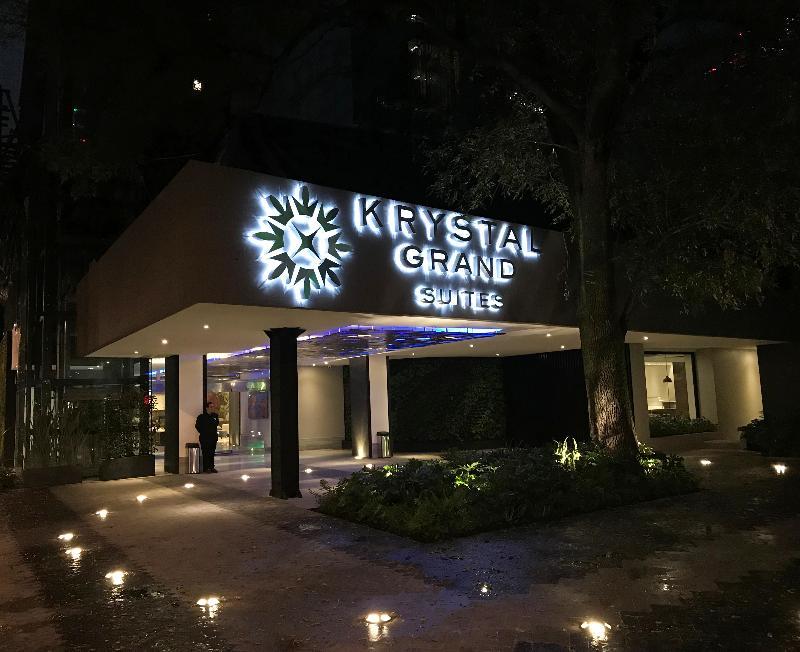 Krystal Grand Suites Insurgentes Mexico By Eksteriør billede Crystal Grand Suites